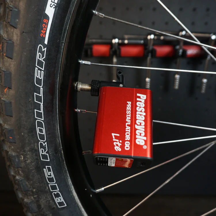 Prestaflator GO Lite Digital Pocket Bicycle Tire Inflator