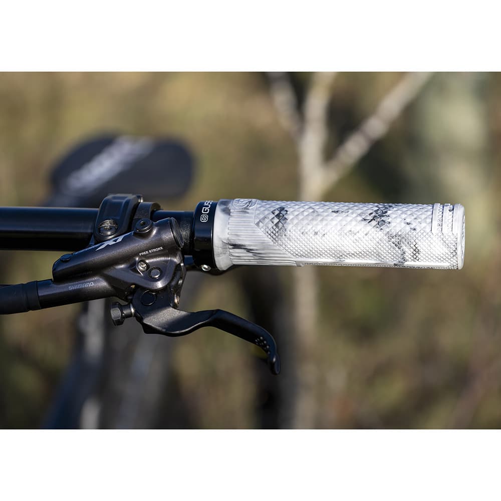 Matt Jones Signature Gusset S2 Lock-On Grips