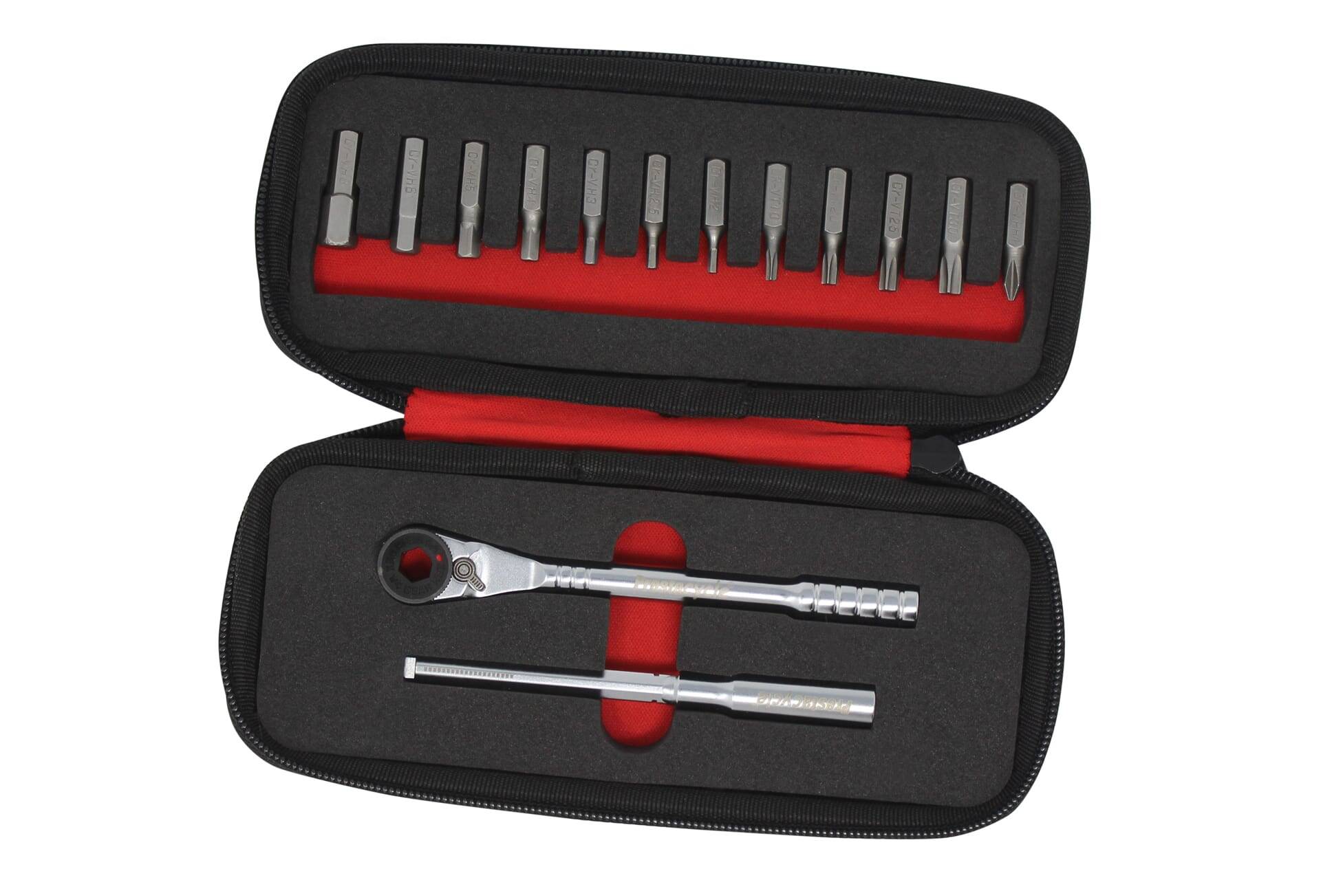 PRESTACYCLE T-HANDLE RATCHET DELUXE 3 WAY RATCHET & T-HANDLE TOOL KIT